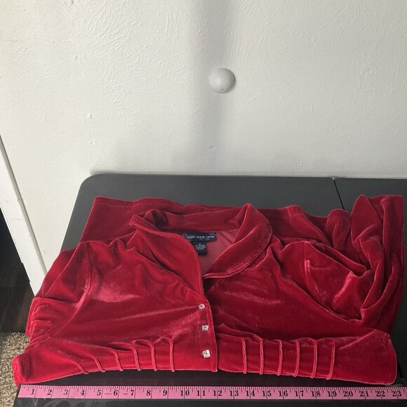 Susan Graver Velvet Tunic Size XL Red Pleated Button Up Blouse Holiday Luxurious - Picture 9 of 12